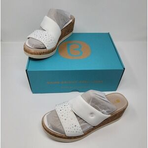 Bzees Riviera‎ Machine Washable Wedge Sandals Cork White Rhinestone Sz 7.5 Wide